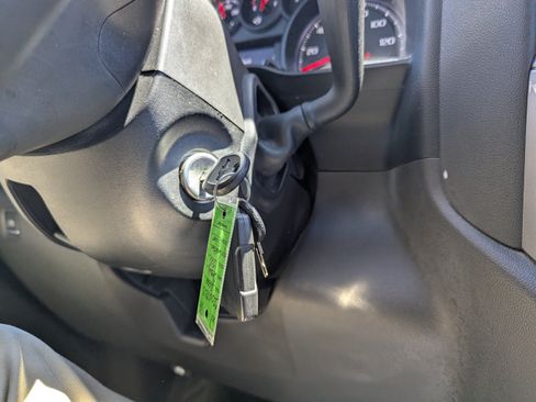 Certified 2020 Chevrolet Silverado 1500 Custom Trail Boss w/ Custom Convenience Package AWD/4WD image 18