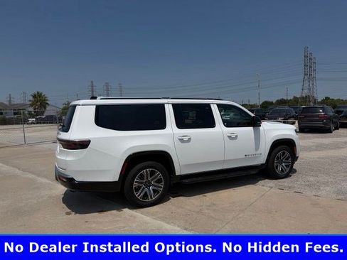 Used 2025 Jeep Wagoneer L Series II AWD/4WD image 3