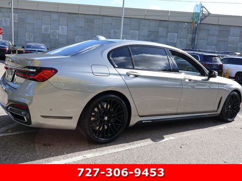 Used 2021 BMW 750i xDrive w/ Executive Package image 10