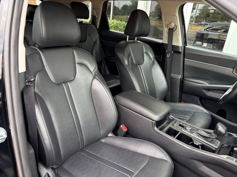 Used 2024 Kia Sorento S FWD image 38