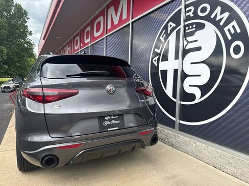 Used 2023 Alfa Romeo Stelvio Veloce AWD/4WD image 12