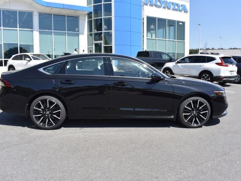 New 2026 Honda Accord Touring image 10