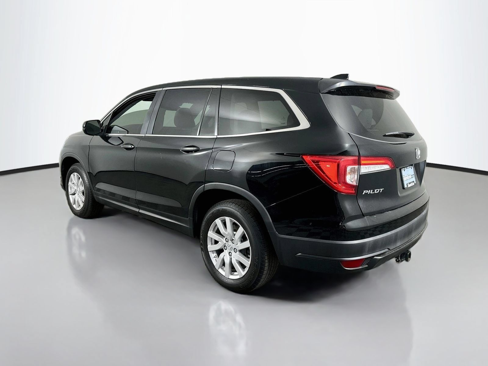 Used 2019 Honda Pilot LX image 6