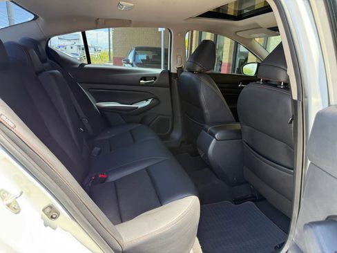 Used 2021 Nissan Altima 2.5 SR w/ SR Premium Package FWD image 27