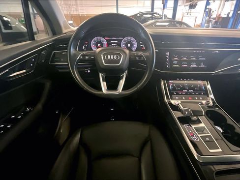 Used 2020 Audi Q7 3.0T Premium Plus AWD/4WD image 5