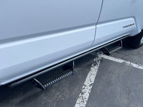 Certified 2024 Toyota Tacoma SR5 image 21