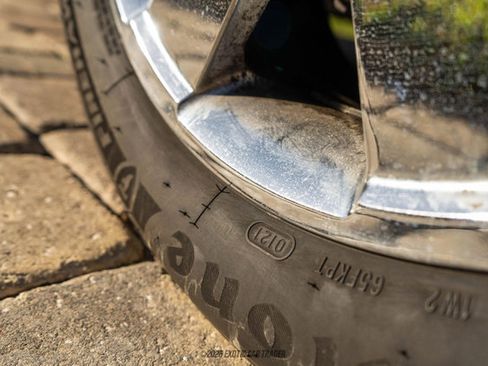 Used 2002 Ford Thunderbird Deluxe image 51