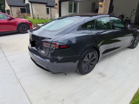 Used 2025 Tesla Model S Plaid AWD/4WD image 10