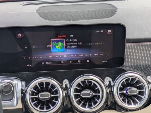 Certified 2023 Mercedes-Benz EQB 350 4MATIC SUV image 21