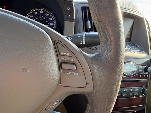 Used 2014 INFINITI Q60 Convertible w/ Premium Package image 20