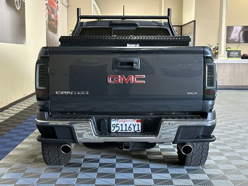 Used 2016 GMC Canyon SLT w/ Driver Alert Package image 5