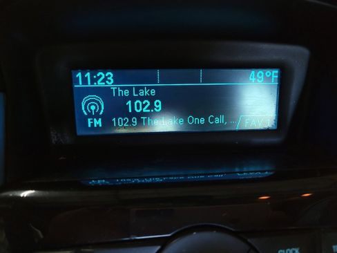 Used 2016 Chevrolet Cruze LT image 25