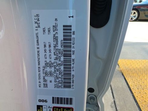 Used 2025 Toyota Tacoma SR image 29