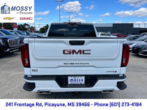 Certified 2025 GMC Sierra 1500 AT4 w/ AT4 Premium Package image 5