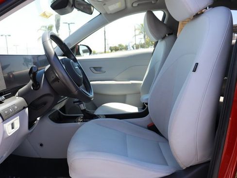 Used 2024 Hyundai Kona SEL FWD image 10