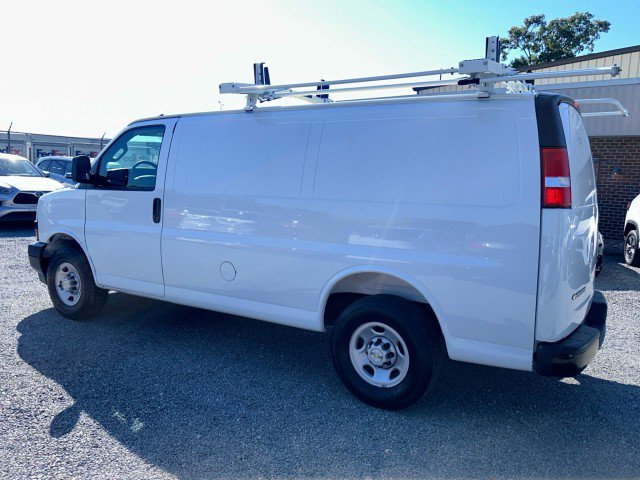 Used 2025 Chevrolet Express 2500 w/ Driver Convenience Package RWD image 12