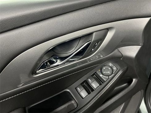 Certified 2023 Chevrolet Traverse LT image 22