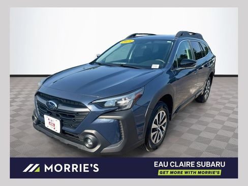 Certified 2025 Subaru Outback Premium AWD/4WD image 1
