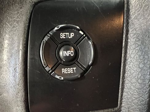 Used 2011 Ford F250 XL w/ PWR Equipment Group AWD/4WD image 26