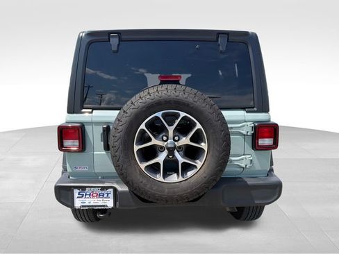Used 2024 Jeep Wrangler Unlimited Sport AWD/4WD image 8