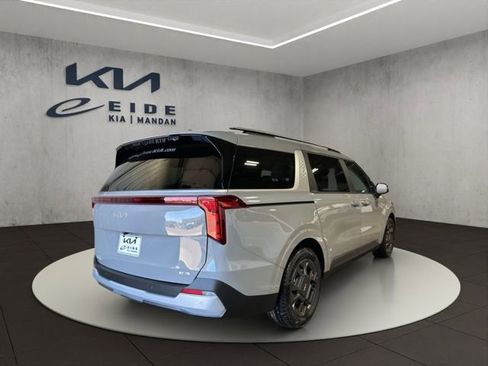 New 2026 Kia Carnival EX image 7