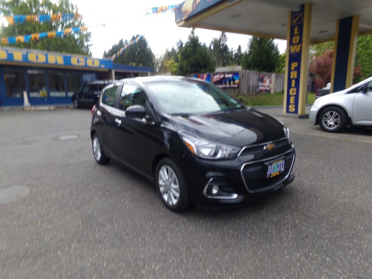 Used 2017 Chevrolet Spark LT w/ Driver Confidence Package FWD image 1