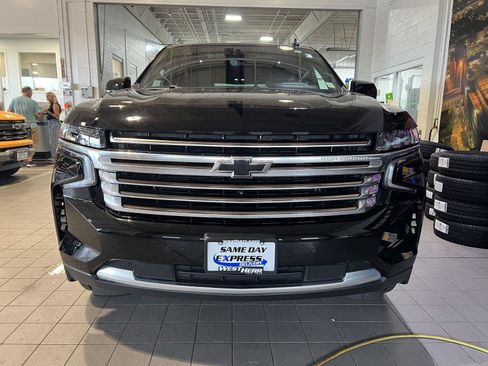 Used 2023 Chevrolet Tahoe High Country AWD/4WD image 2