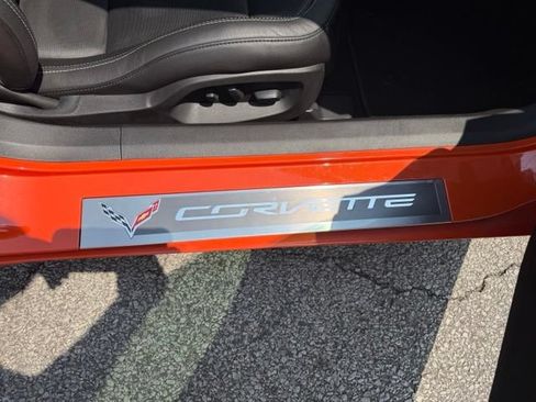 Used 2019 Chevrolet Corvette Stingray Coupe RWD image 17