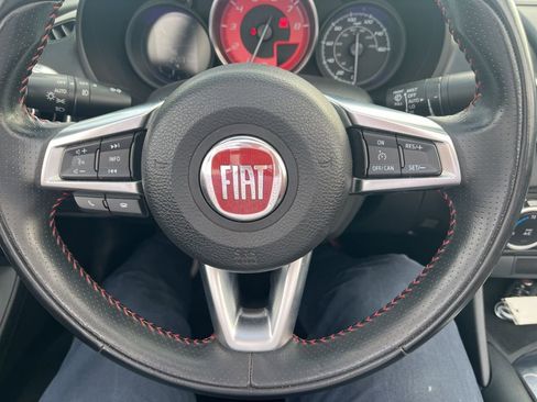 Used 2018 FIAT 124 Spider Abarth image 13
