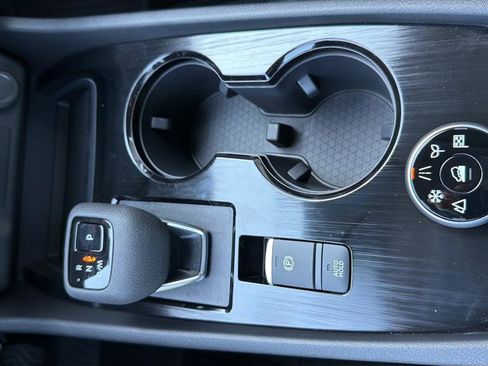 New 2026 Nissan Rogue SV AWD/4WD image 23