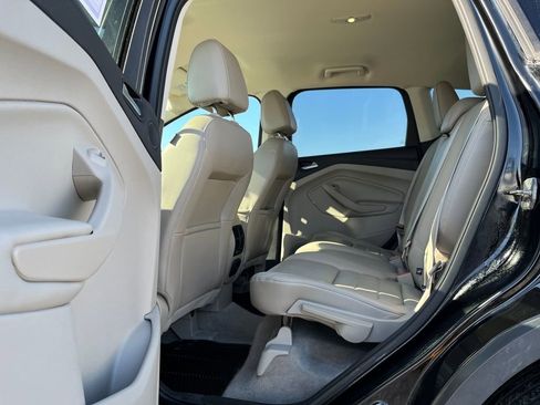 Used 2016 Ford Escape SE w/ Leather Comfort Package image 25