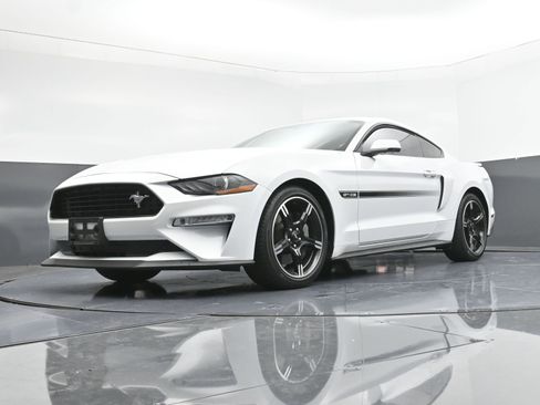 Used 2019 Ford Mustang GT Premium w/ California Special Package image 39