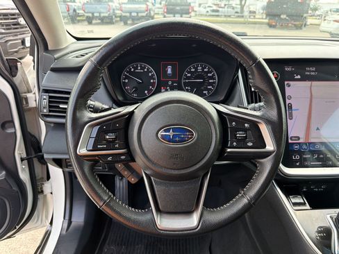Used 2021 Subaru Outback Premium AWD/4WD image 11