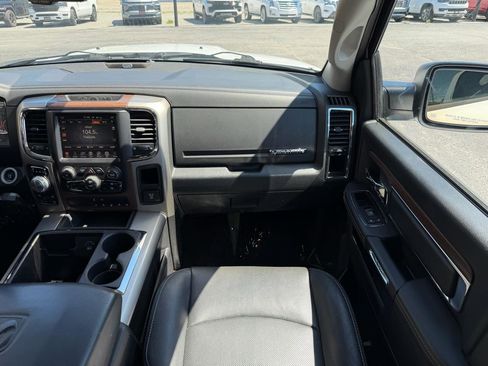 Used 2015 RAM 1500 Laramie w/ Convenience Group AWD/4WD image 23