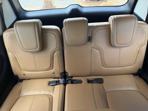 Used 2025 INFINITI QX80 Sensory AWD/4WD image 44