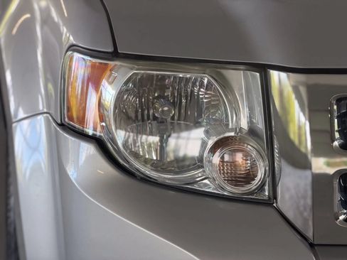 Used 2012 Ford Escape XLT FWD image 11