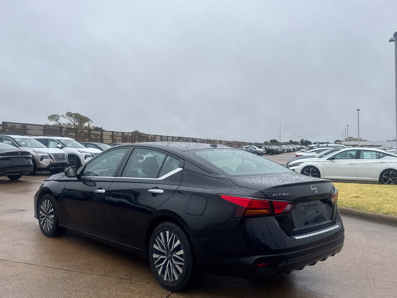 Certified 2023 Nissan Altima 2.5 SV FWD image 16