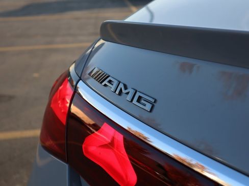 New 2026 Mercedes-Benz E 53 AMG e 4MATIC Sedan image 9