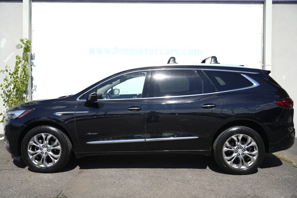 Used 2020 Buick Enclave Avenir w/ Avenir Technology Package AWD/4WD image 8