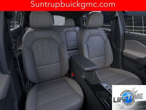New 2026 Buick Envista Avenir image 16