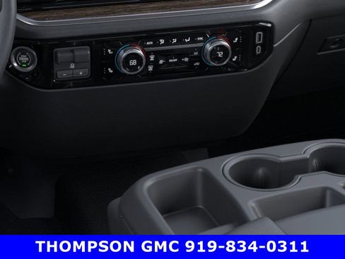 New 2025 GMC Sierra 1500 SLE w/ Preferred Package image 23