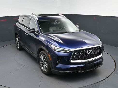 Used 2023 INFINITI QX60 Luxe w/ Cargo Package AWD/4WD image 1