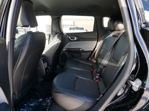 New 2026 Jeep Compass Latitude image 7