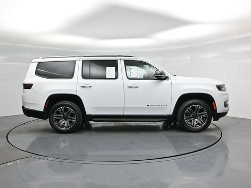 Used 2024 Jeep Wagoneer Series II w/ Flexible Seating Group image 30