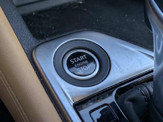Used 2025 Nissan Sentra SV w/ SV Premium Package FWD image 25