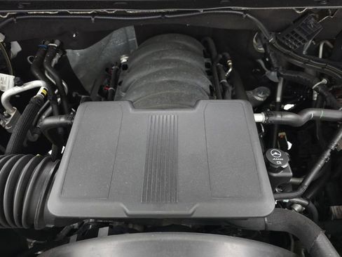 Used 2022 Chevrolet Silverado 2500 LT w/ Convenience Package image 14