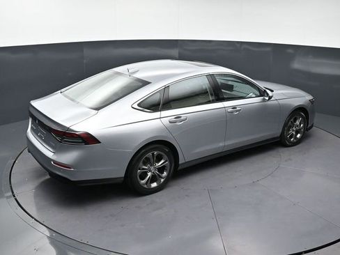 Used 2023 Honda Accord EX-L image 28