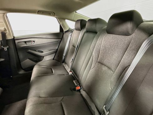Used 2023 Honda Accord EX image 33