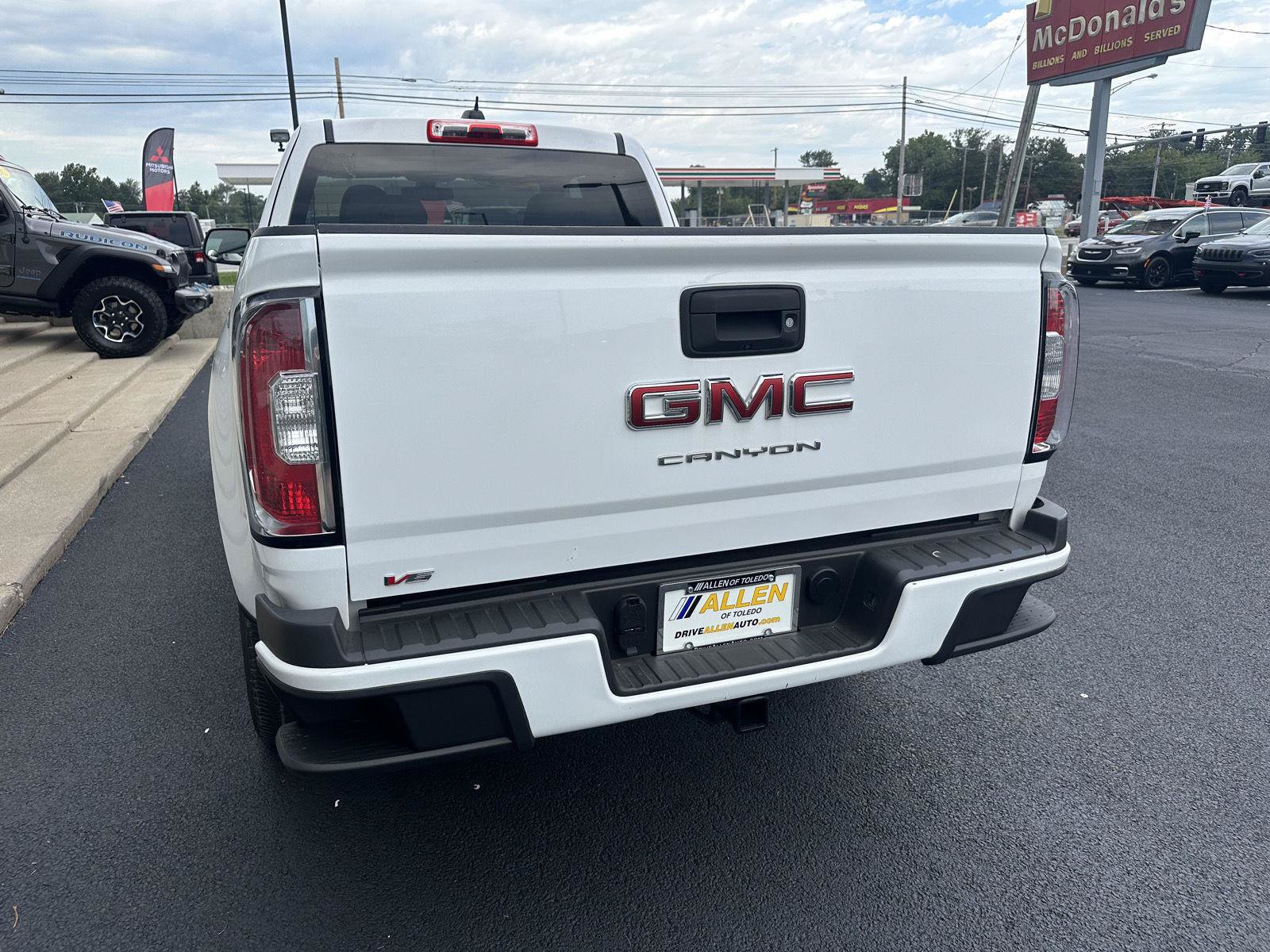 Used 2022 GMC Canyon Elevation Standard w/ Convenience Package AWD/4WD image 10