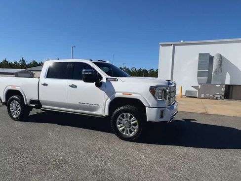 Used 2021 GMC Sierra 2500 Denali w/ Denali Ultimate Package image 2